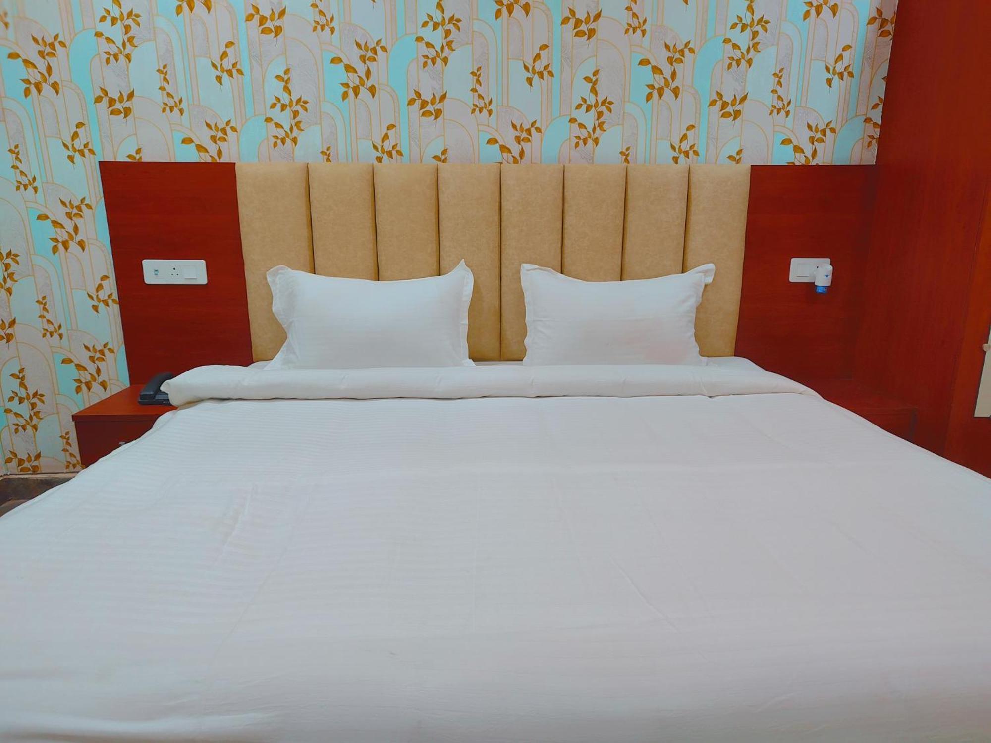 Ayodhya Awadh Samrat Resort מראה חיצוני תמונה