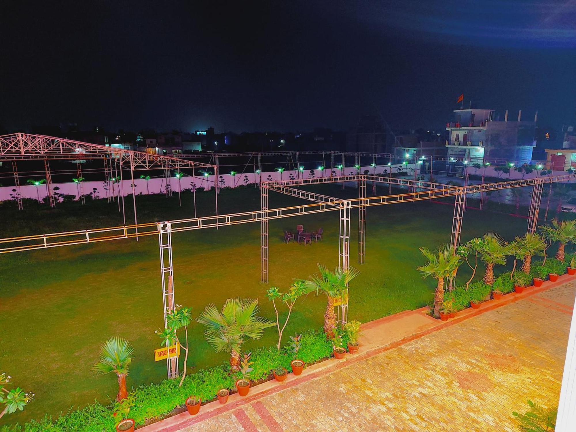 Ayodhya Awadh Samrat Resort מראה חיצוני תמונה
