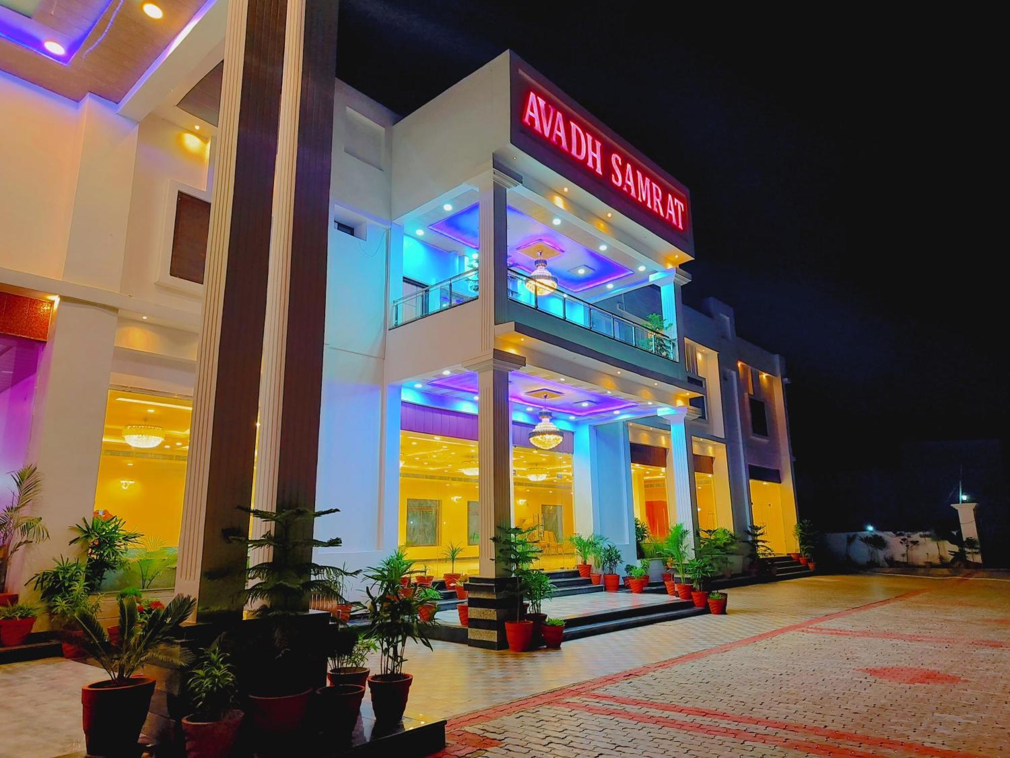 Ayodhya Awadh Samrat Resort מראה חיצוני תמונה